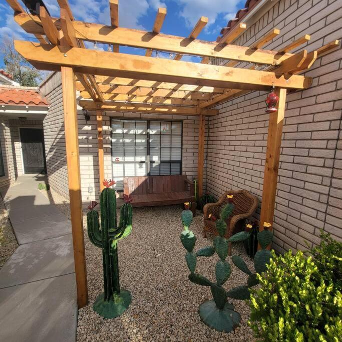 The Ritz Spa Sanctuary Hot Tub/Patio/Fam/Pet Las Cruces Eksteriør billede